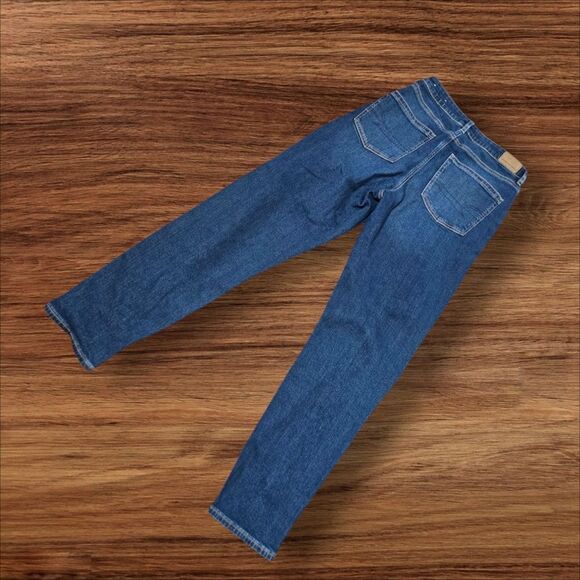 American Eagle Stretch Mom  Blue Denim Jeans - Picture 3 of 7